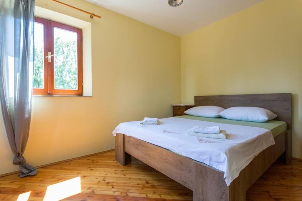 Sleep & Fly Cottage Čilipi Exterior foto